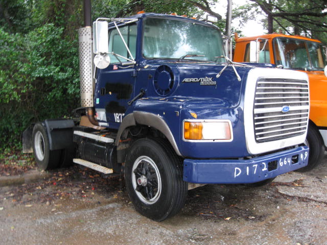 Ford LA9000