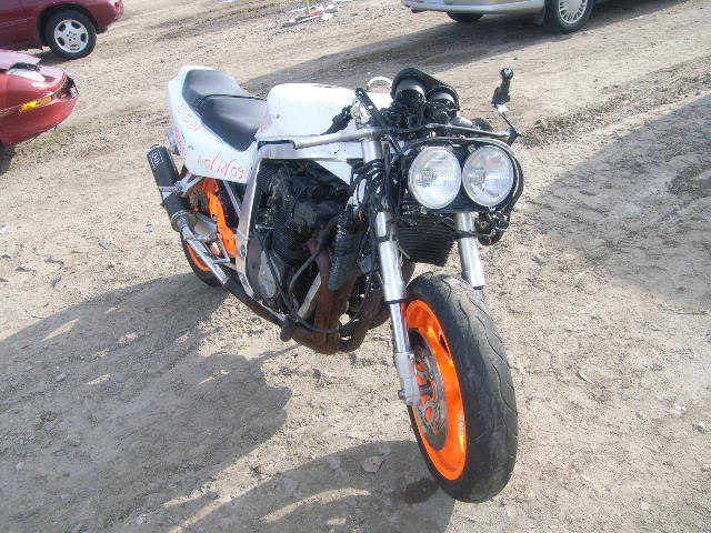 Suzuki GSX-R750