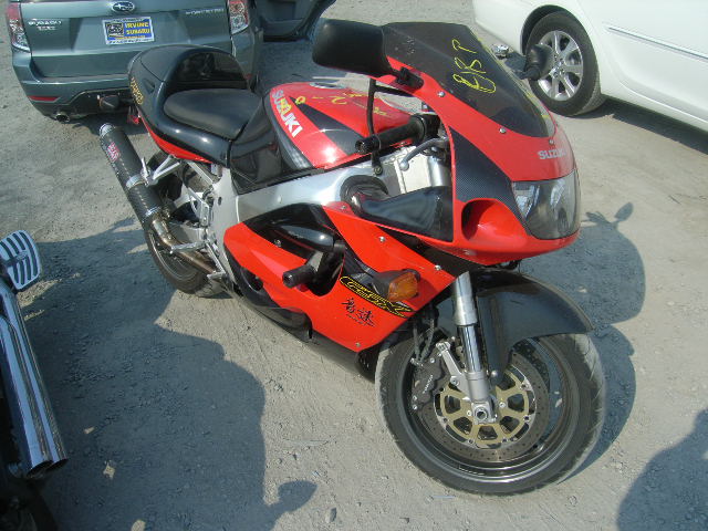 SUZUKI