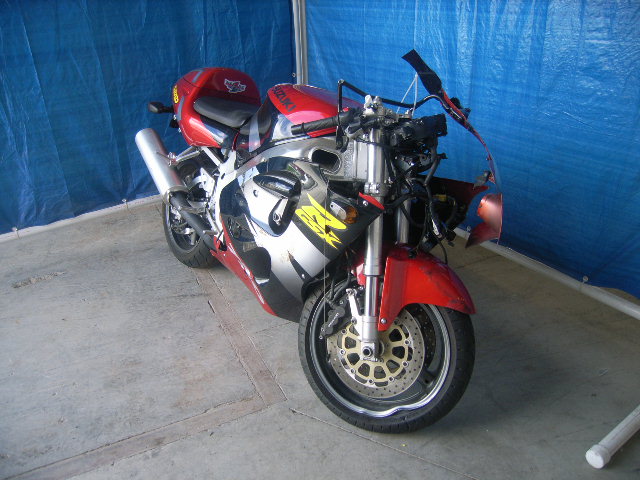 Suzuki GSX-R750