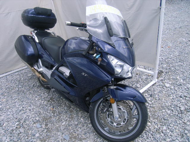 Honda ST1300A