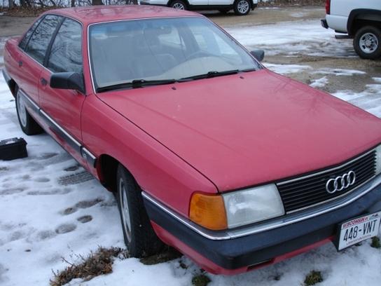 Audi 100