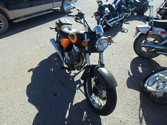 Suzuki GZ250