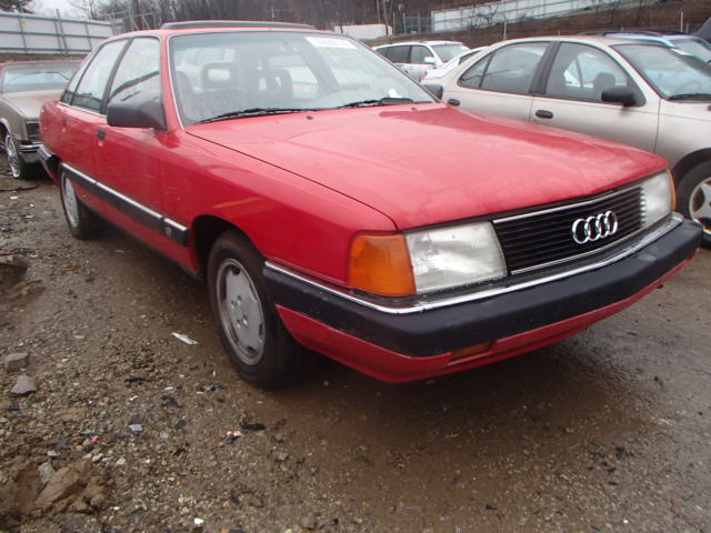 Audi 100