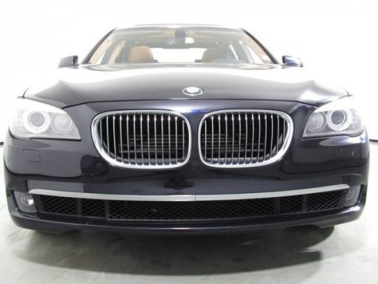 2011 BMW 750i