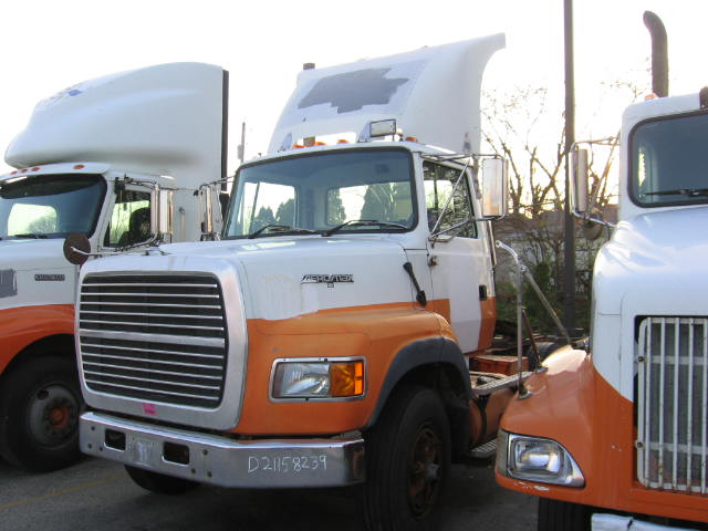 Ford LA9000