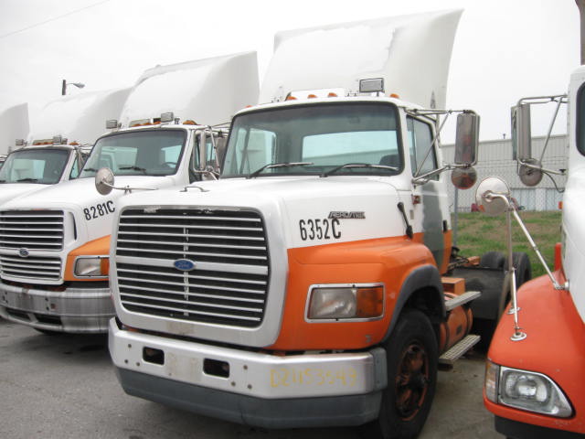 Ford LA9000