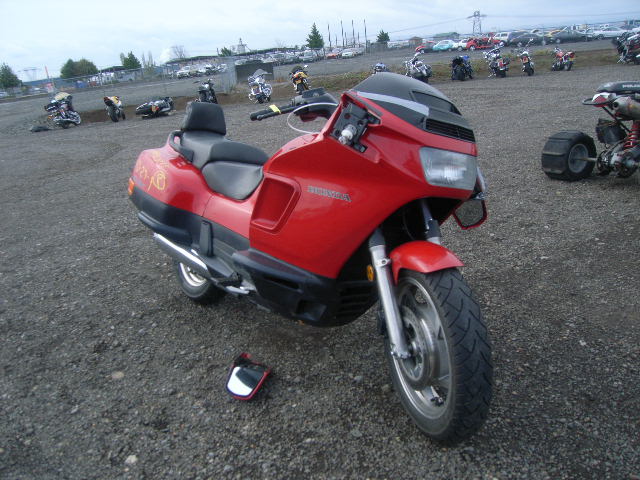 Honda PC800 (PACIFIC COAST)