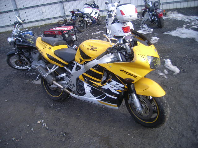 Honda CBR900