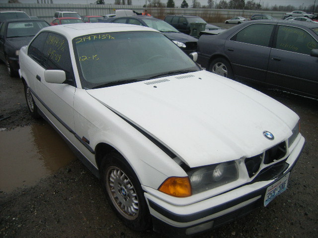BMW 318iS