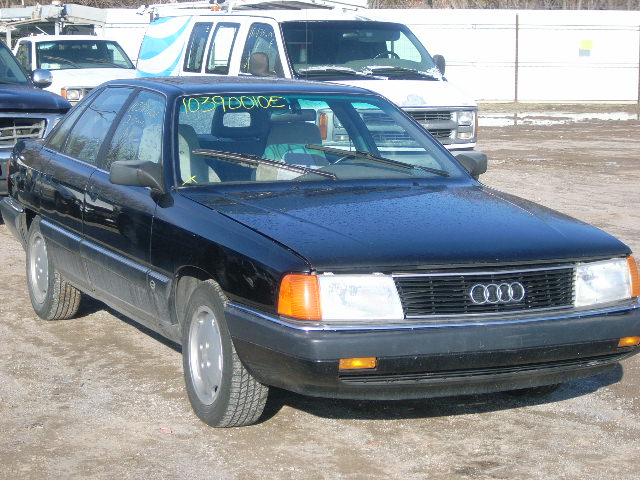 Audi 100