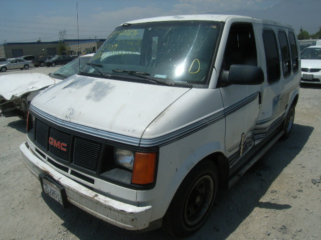 GMC Safari