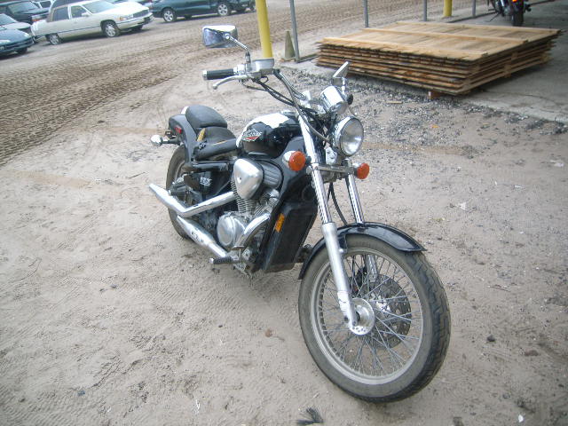Honda VT600C (SHADOW VLX)