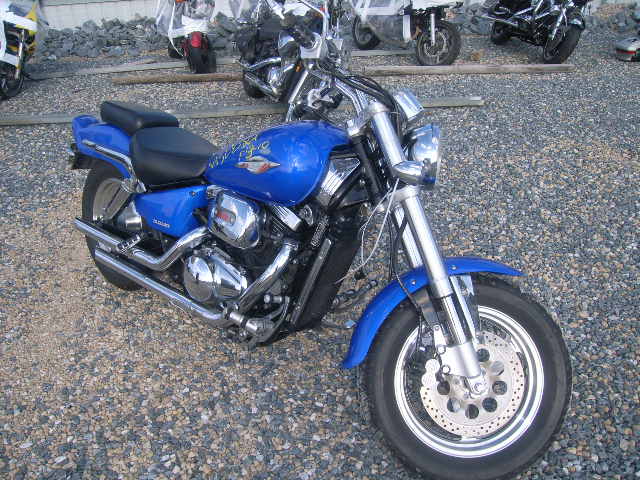 Suzuki VZ800K