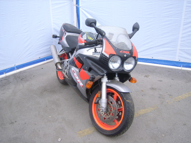 Honda CBR900