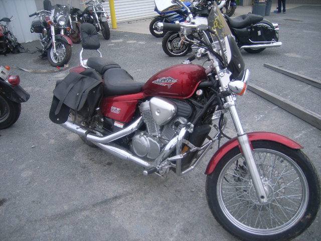 Honda VT600C (SHADOW VLX)