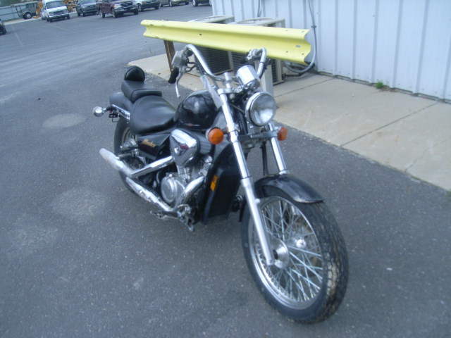 Honda VT600C (SHADOW VLX)