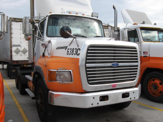 Ford LA9000