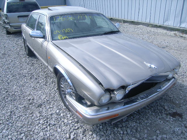 1996 JAGUAR Vanden Plas - License Plate