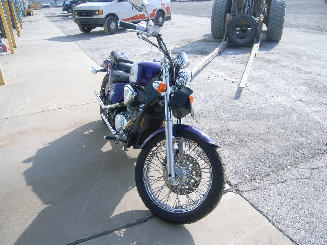 Honda VT600CD (SHADOW VLX DELUXE)