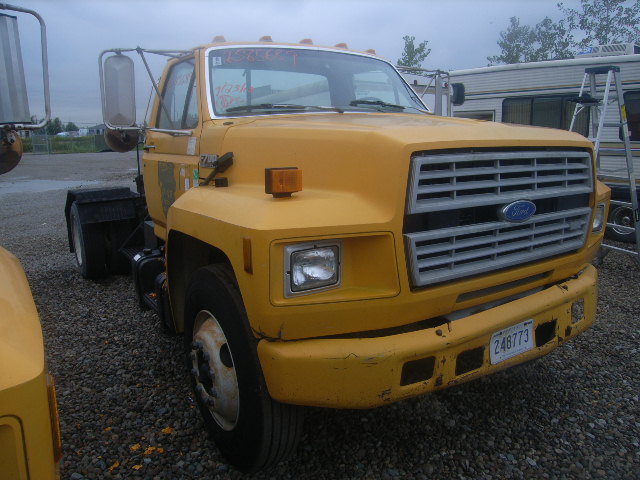 Ford F-700