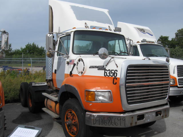 Ford LA9000