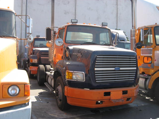 Ford LA9000