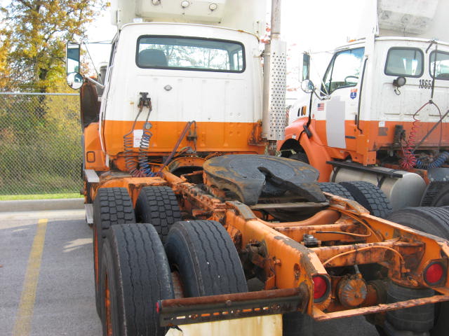 Ford LA9000