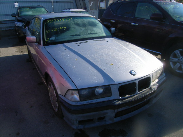 BMW 325iS