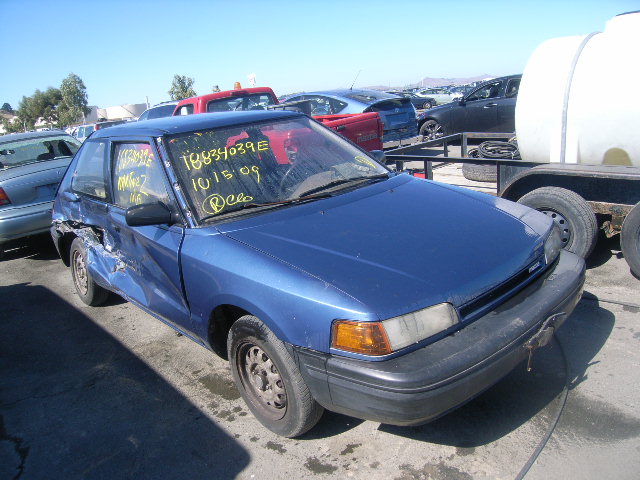 Mazda 323