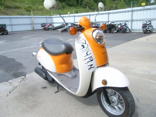 Honda CHF50 (Metropolitan)