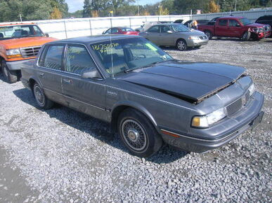 1988 OLDSMOBILE Cutlass Ciera - License Plate