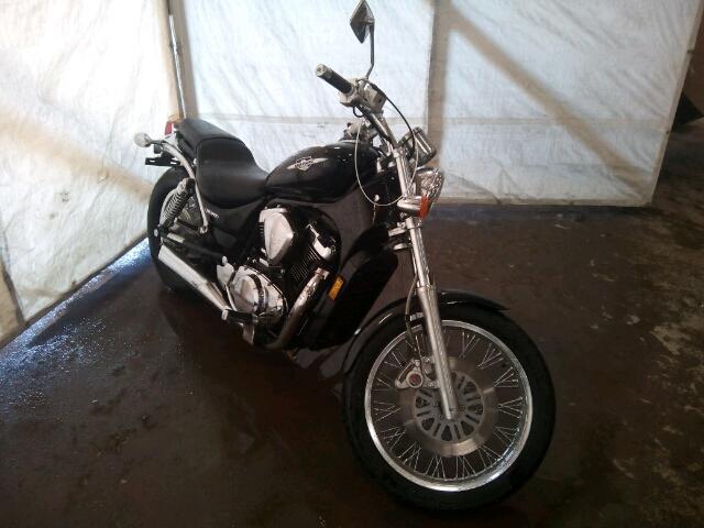 Suzuki VS800