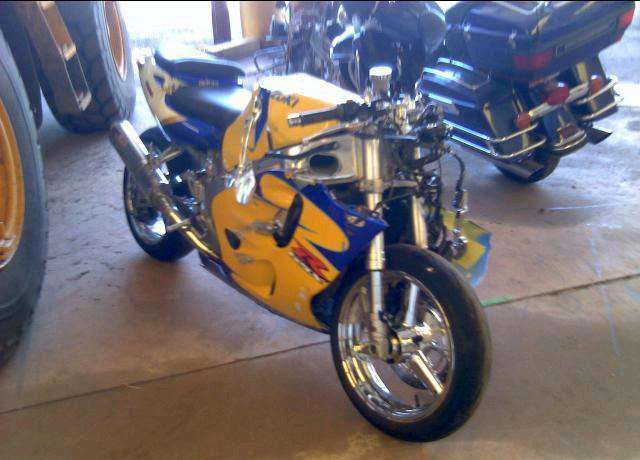 Suzuki GSX-R750