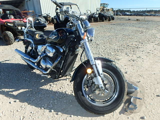 Suzuki VZ800
