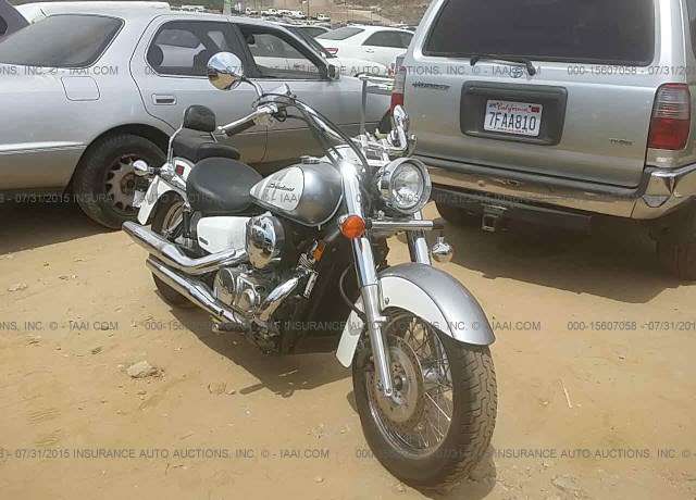Honda VT750 (Shadow Aero)