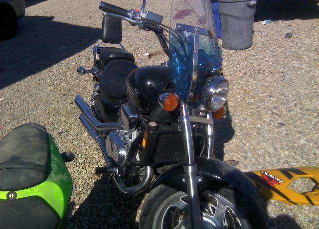 Honda VF750C (MAGNA)