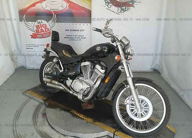 Suzuki VS800