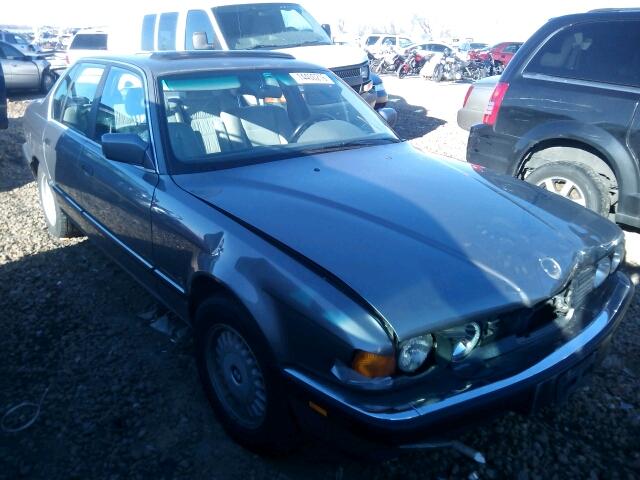 BMW 735i