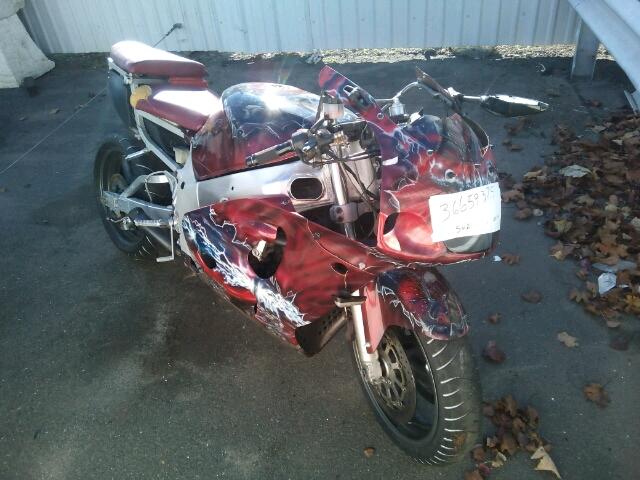 Suzuki GSX-R750