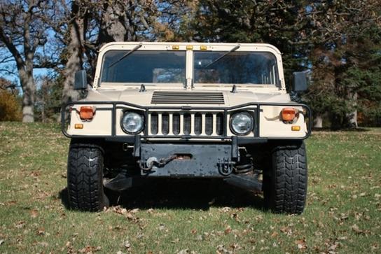 HUMMER H1