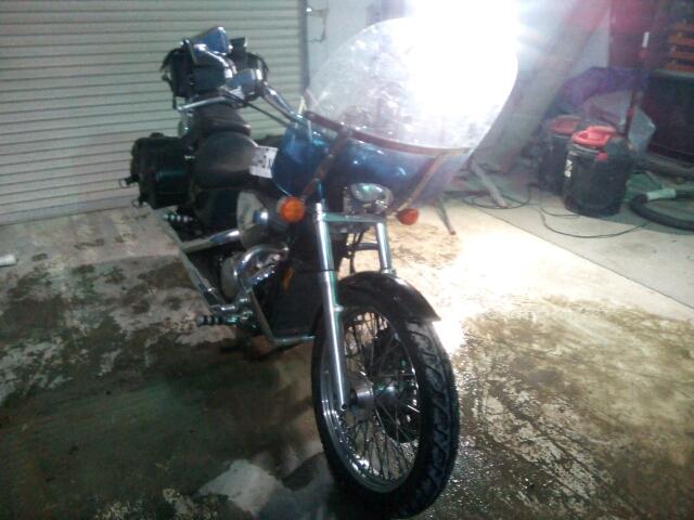 Honda VT600C (SHADOW VLX)