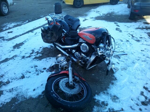 Honda VT1100C2 (SHADOW ACE)