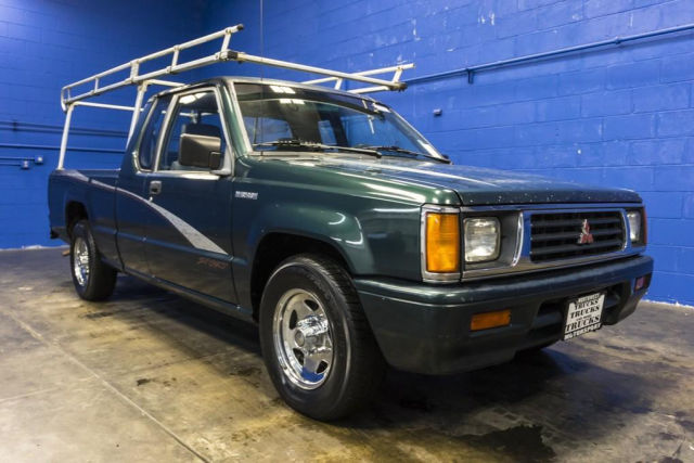 Mitsubishi Mighty Max