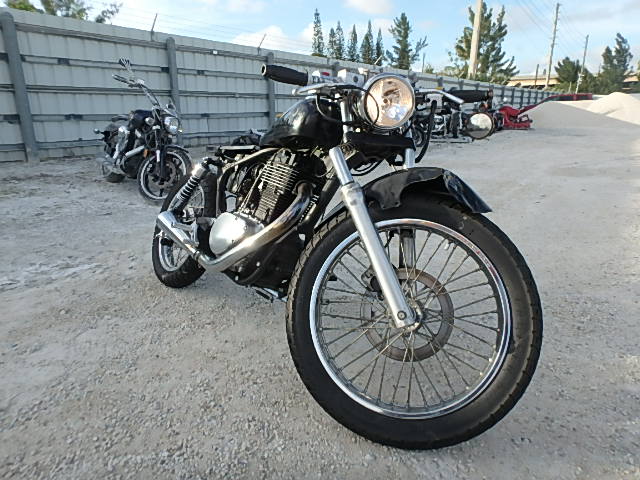 Suzuki LS650
