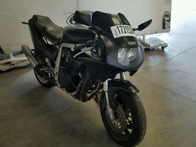 Suzuki GSX-R750