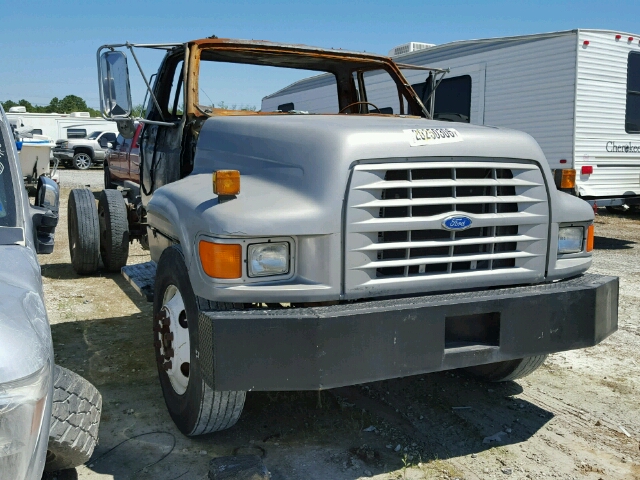 Ford F-700