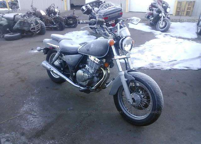 Suzuki GZ250