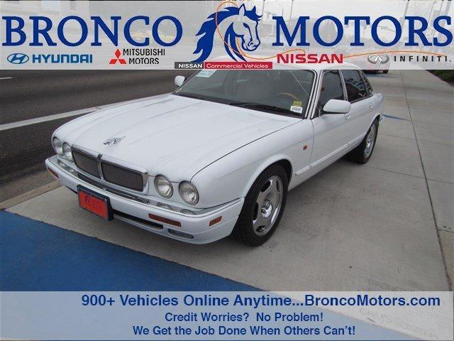 Jaguar XJR
