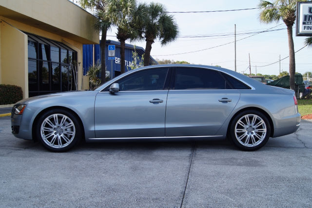 2011 Audi A8